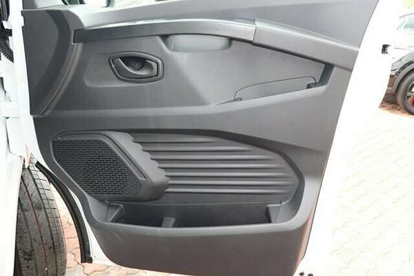 2024 Renault Trafic Pro X82 LWB