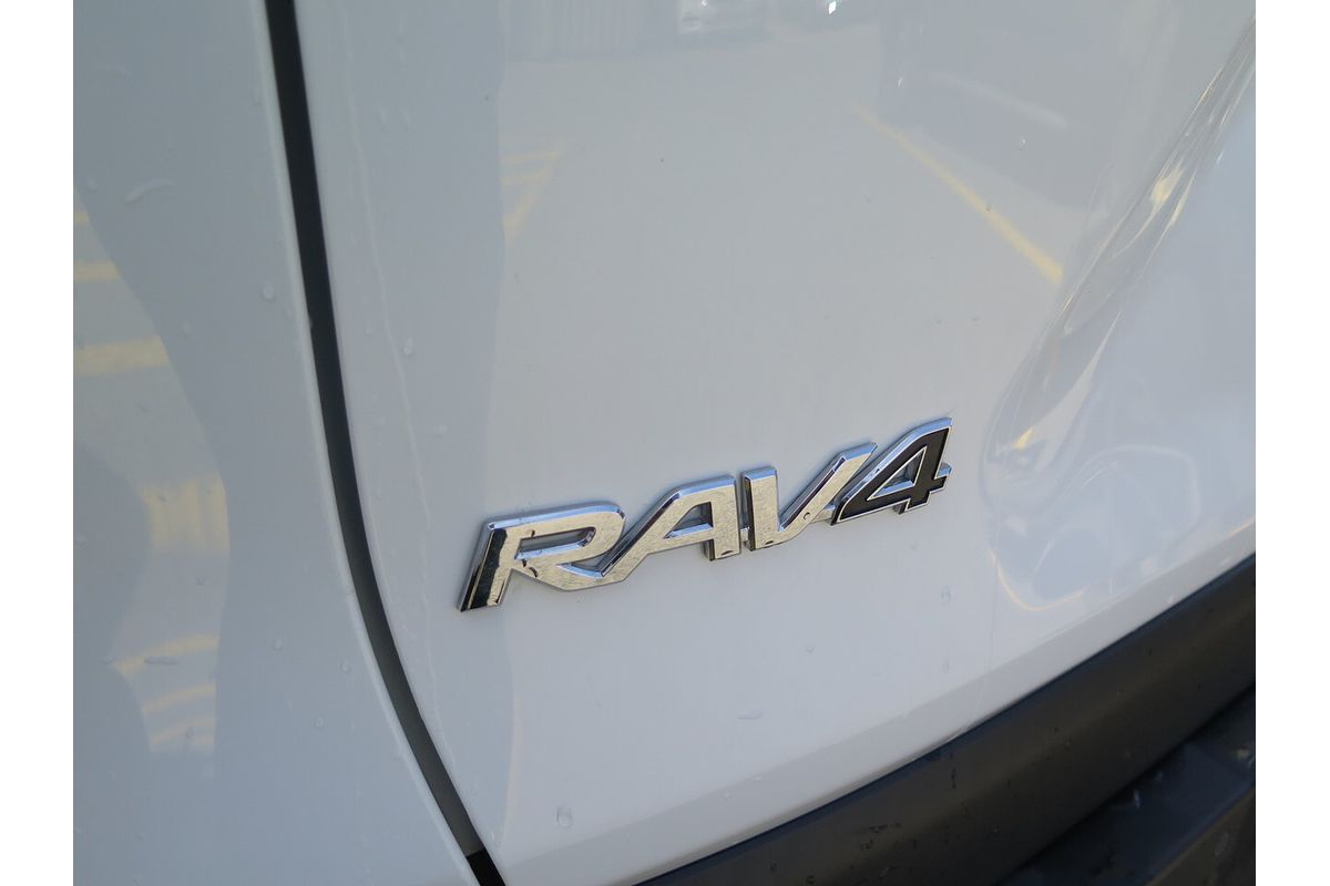 2020 Toyota RAV4 GX AXAH54R