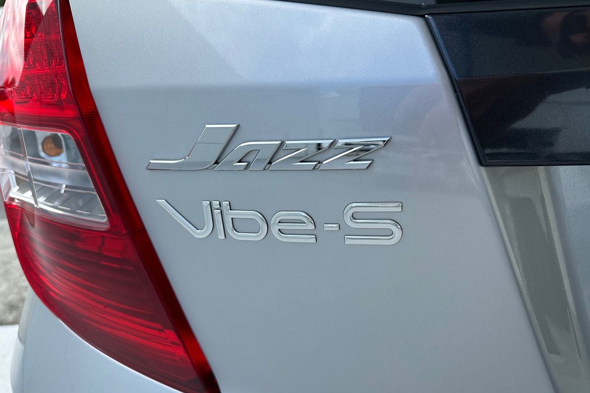 2013 Honda Jazz Vibe-S GE