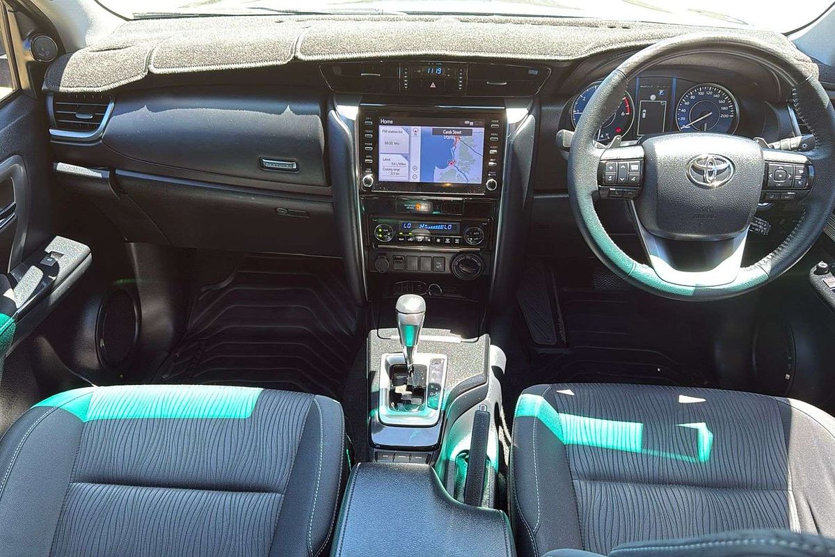 2022 Toyota Fortuner GXL GUN156R