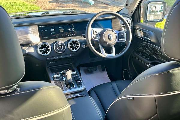 2024 GWM Tank 300 Ultra Hybrid P01