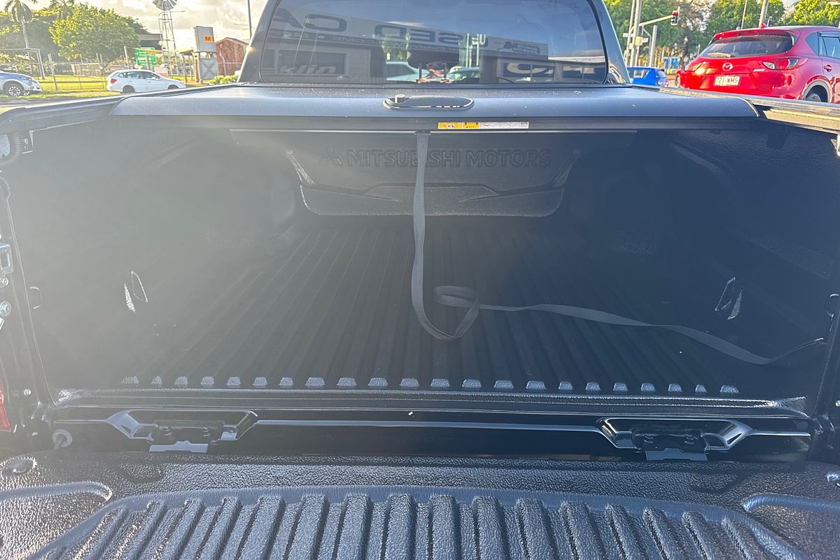 2021 Mitsubishi Triton GSR MR 4X4