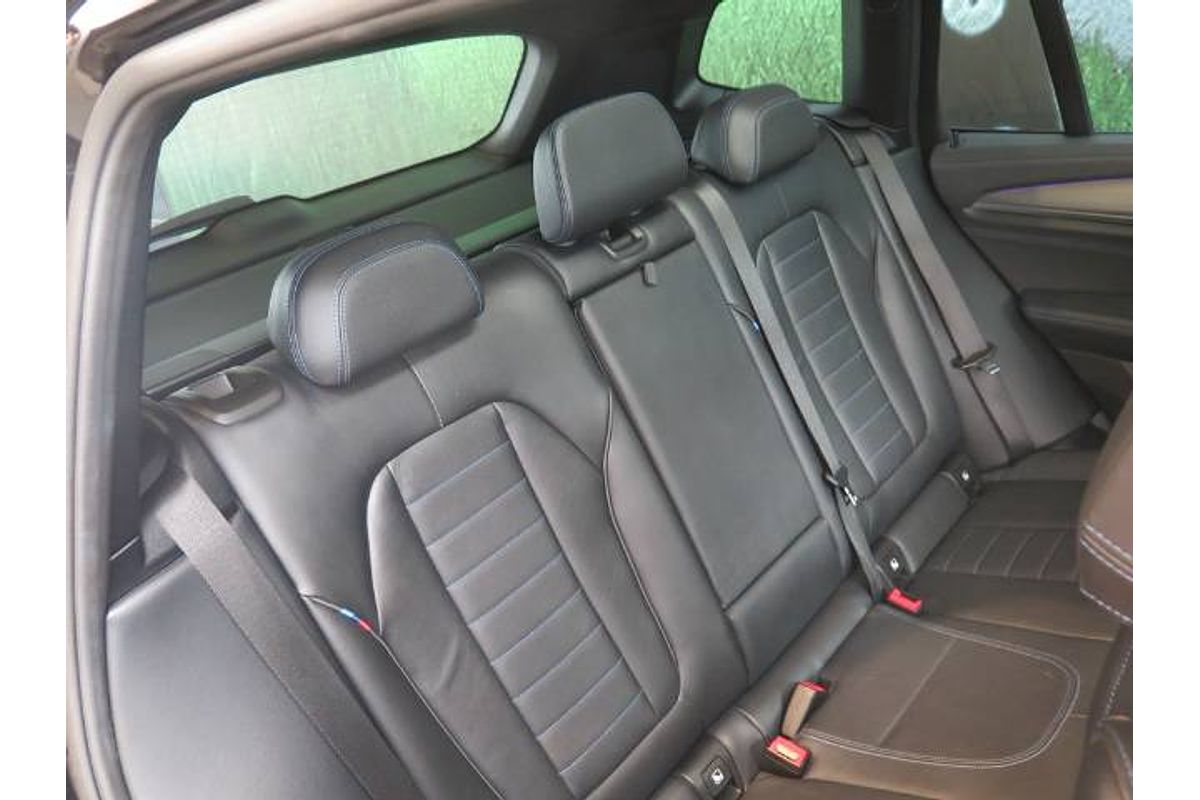 2019 BMW X3 M40I