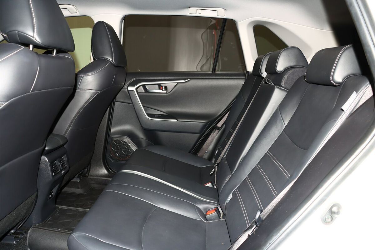 2019 Toyota RAV4 Cruiser AXAH54R