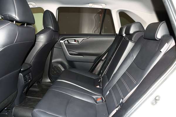2019 Toyota RAV4 Cruiser AXAH54R
