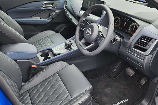 2024 Nissan QASHQAI Ti J12