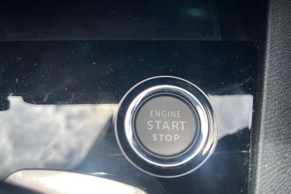 2023 Peugeot 3008 GT Sport P84