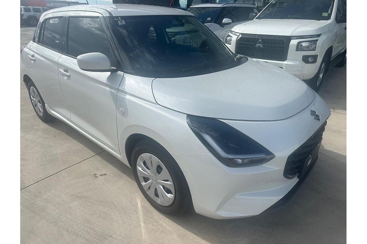 2024 Suzuki Swift Hybrid UZ