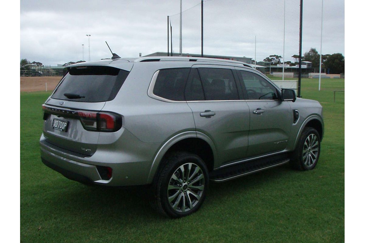 2023 Ford Everest Platinum