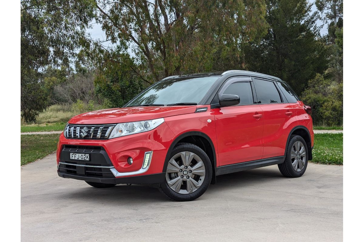 2020 Suzuki Vitara (No Badge) LY Series II