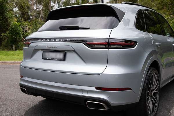 2021 Porsche Cayenne  9YA