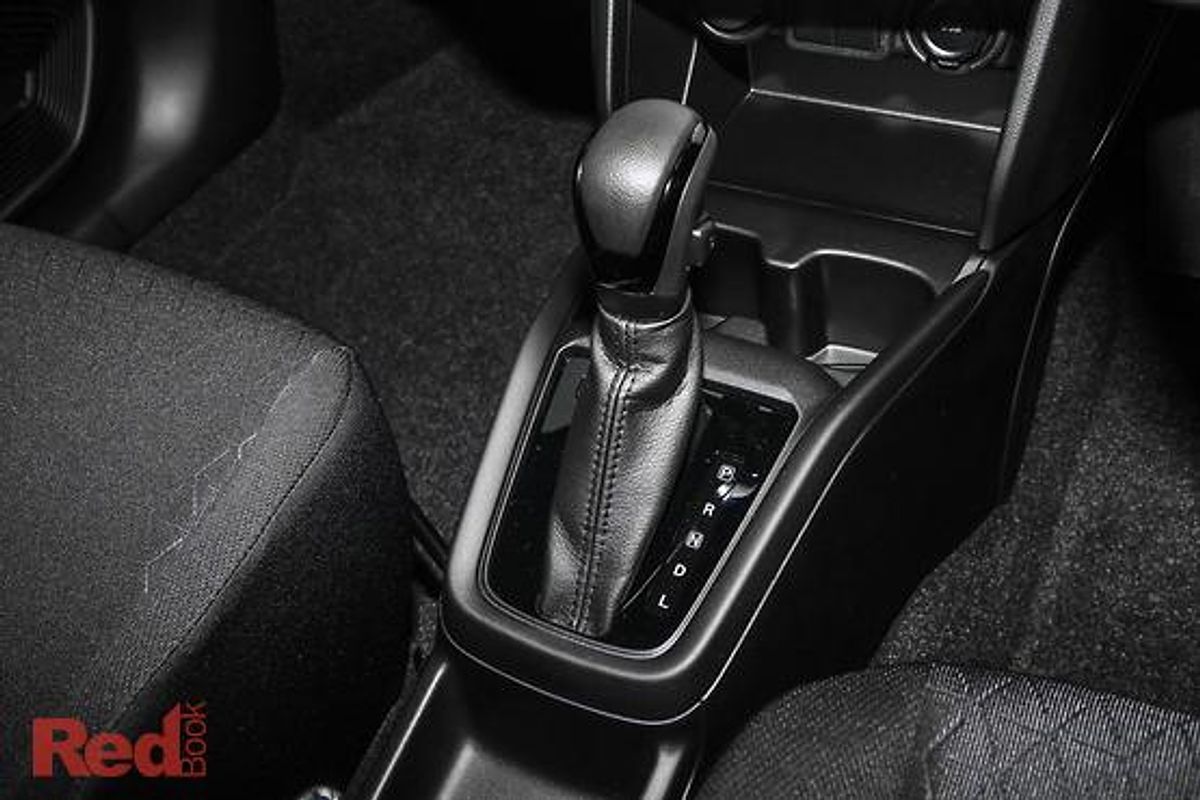 2024 Suzuki Swift Hybrid UZ