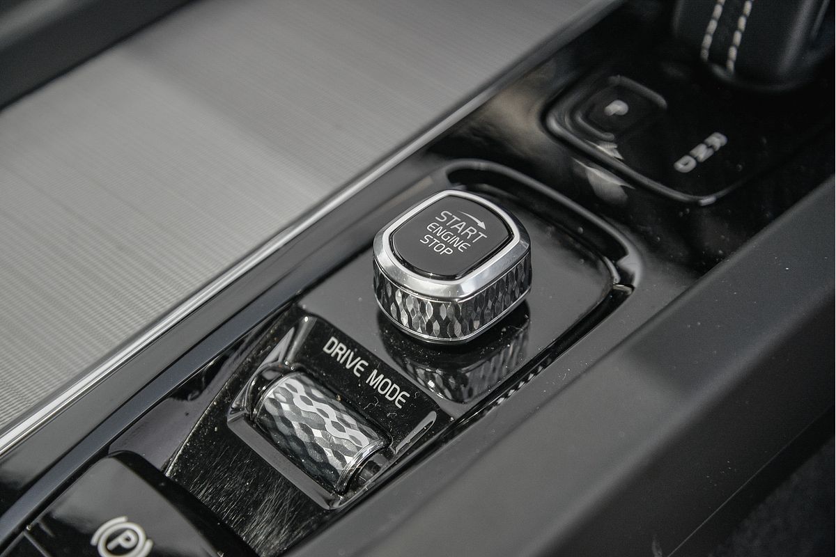 2021 Volvo XC60 T8 Polestar