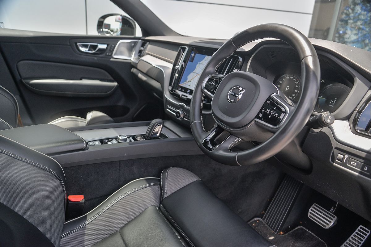 2021 Volvo XC60 T8 Polestar