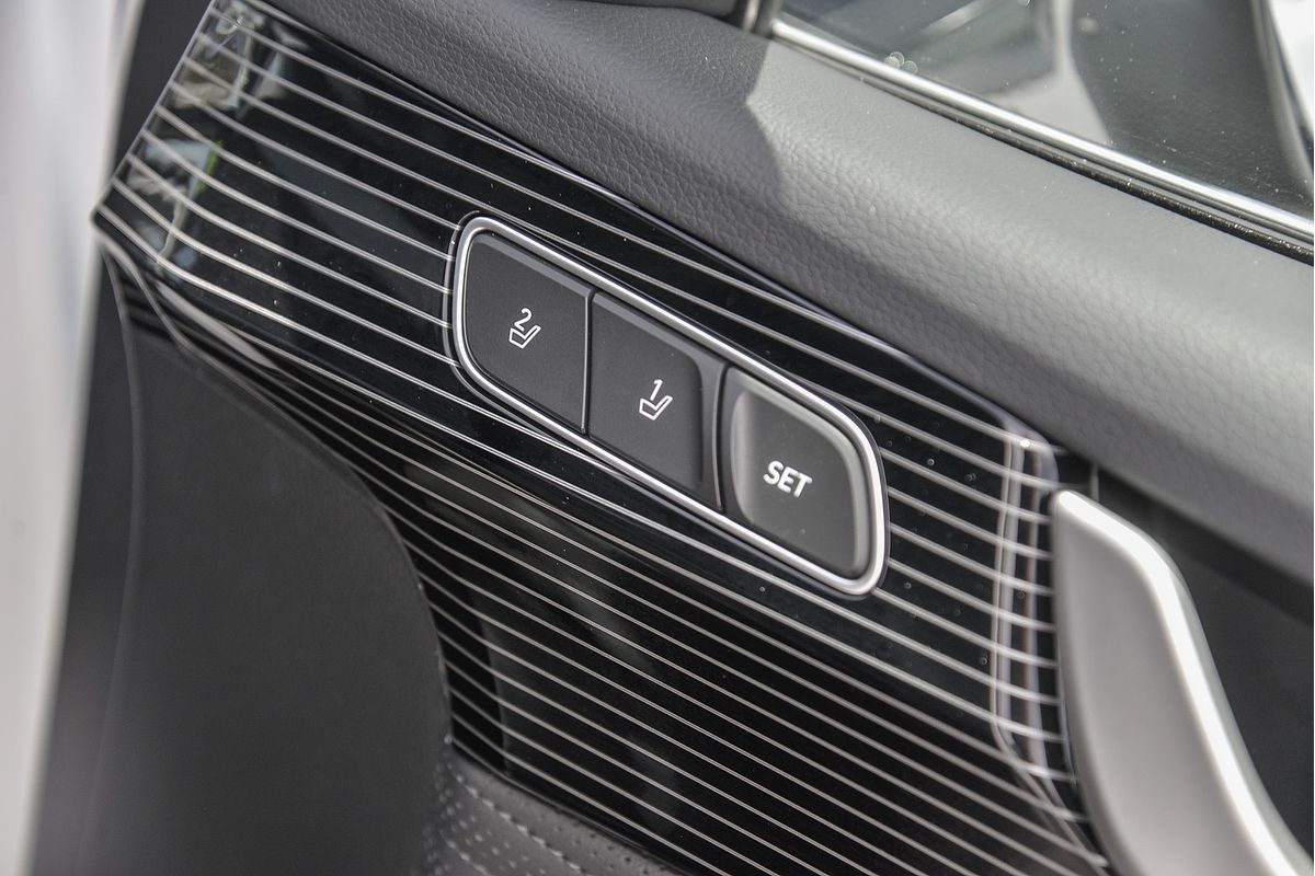 2023 Hyundai Palisade Calligraphy Black Ink LX2.V4