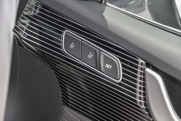 2023 Hyundai Palisade Calligraphy Black Ink LX2.V4