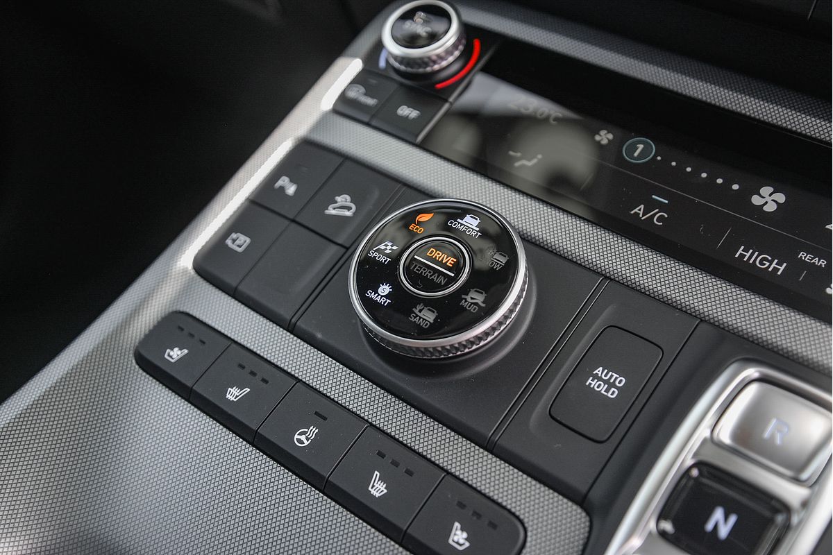 2023 Hyundai Palisade Calligraphy Black Ink LX2.V4