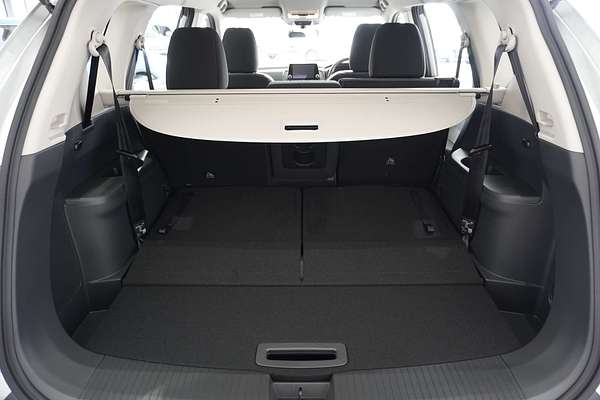 2024 Nissan X-TRAIL ST T33
