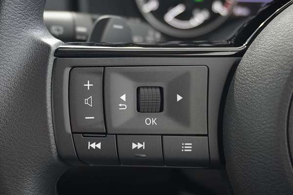 2024 Nissan X-TRAIL ST T33