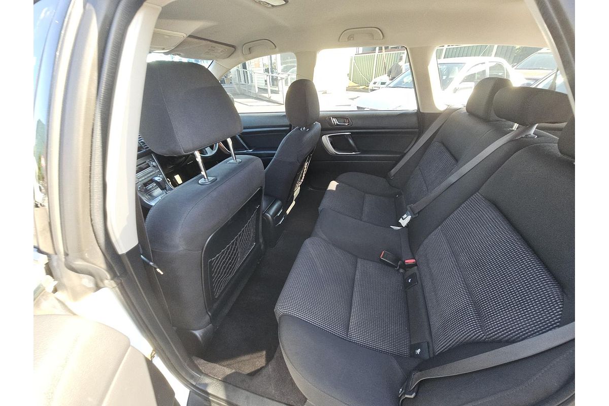 2004 Subaru Outback R 3GEN