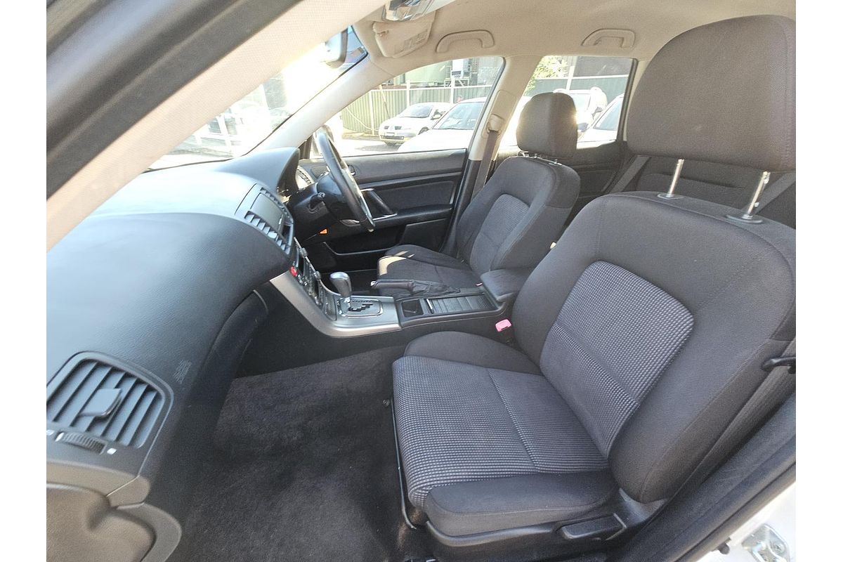 2004 Subaru Outback R 3GEN