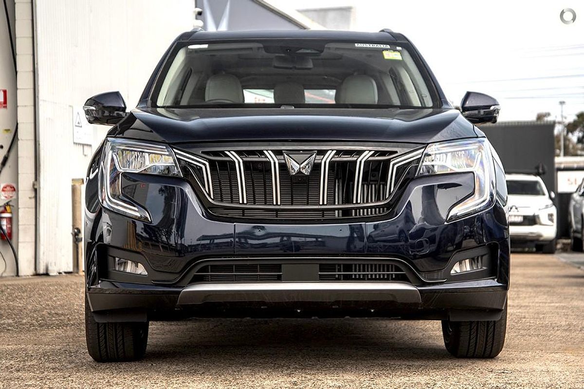 2024 Mahindra XUV700 AX7L Black Edition