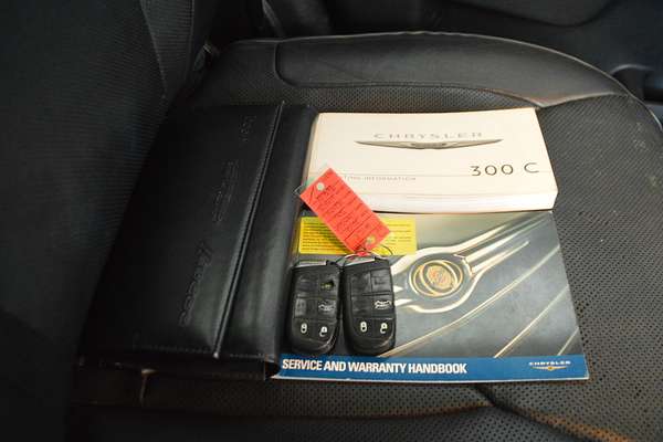 2012 Chrysler 300 C LX
