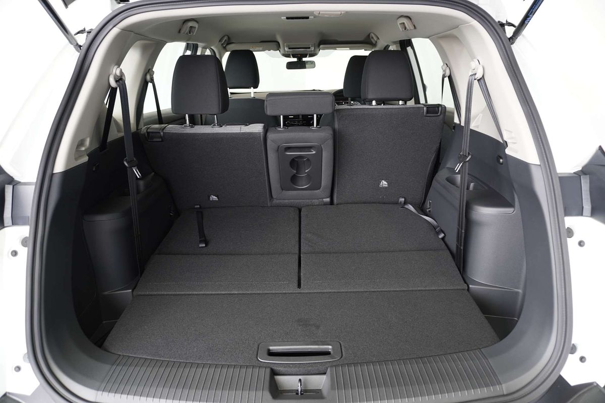 2024 Nissan X-TRAIL ST T33