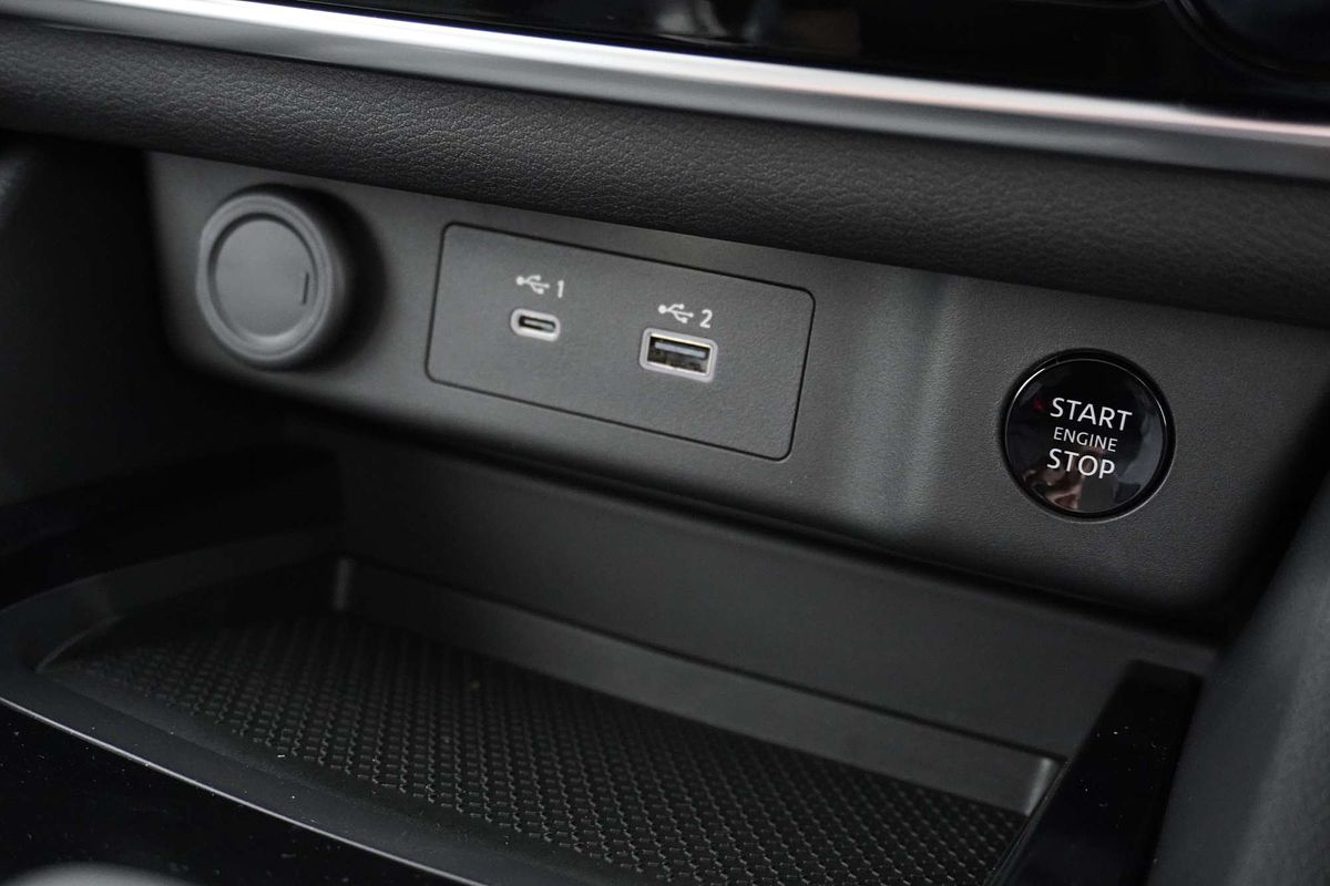 2024 Nissan X-TRAIL ST T33