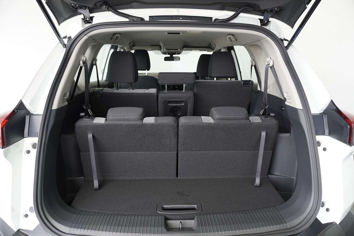 2024 Nissan X-TRAIL ST T33