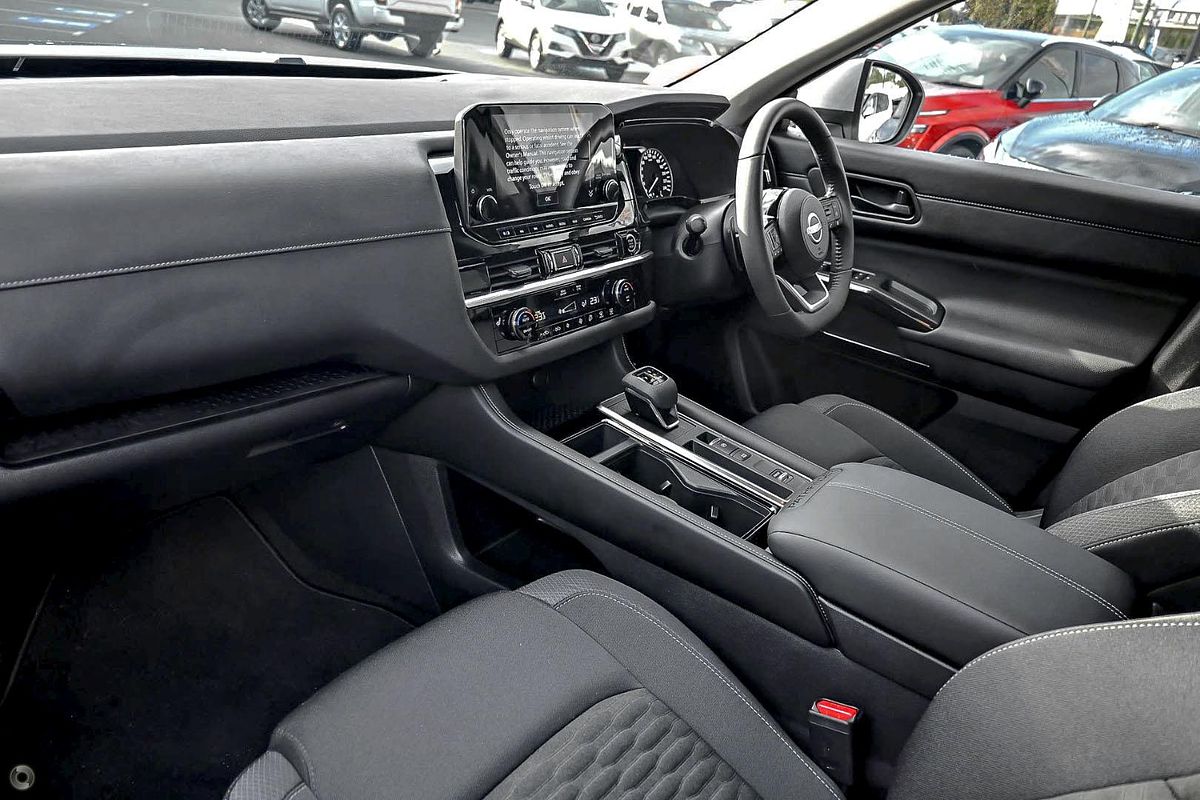 2024 Nissan Pathfinder ST-L R53