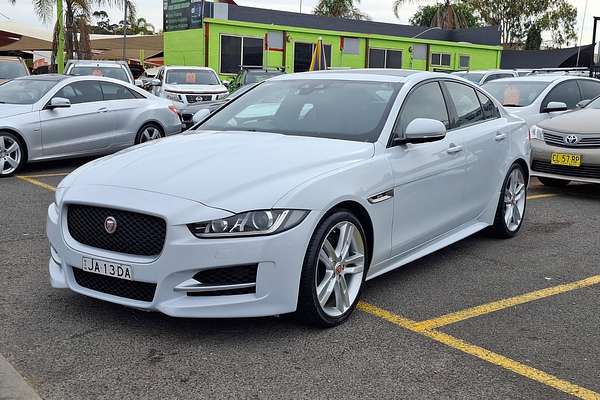 2016 Jaguar XE 20t R-Sport X760