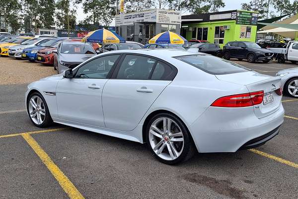 2016 Jaguar XE 20t R-Sport X760