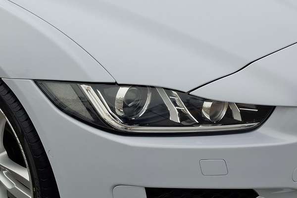 2016 Jaguar XE 20t R-Sport X760