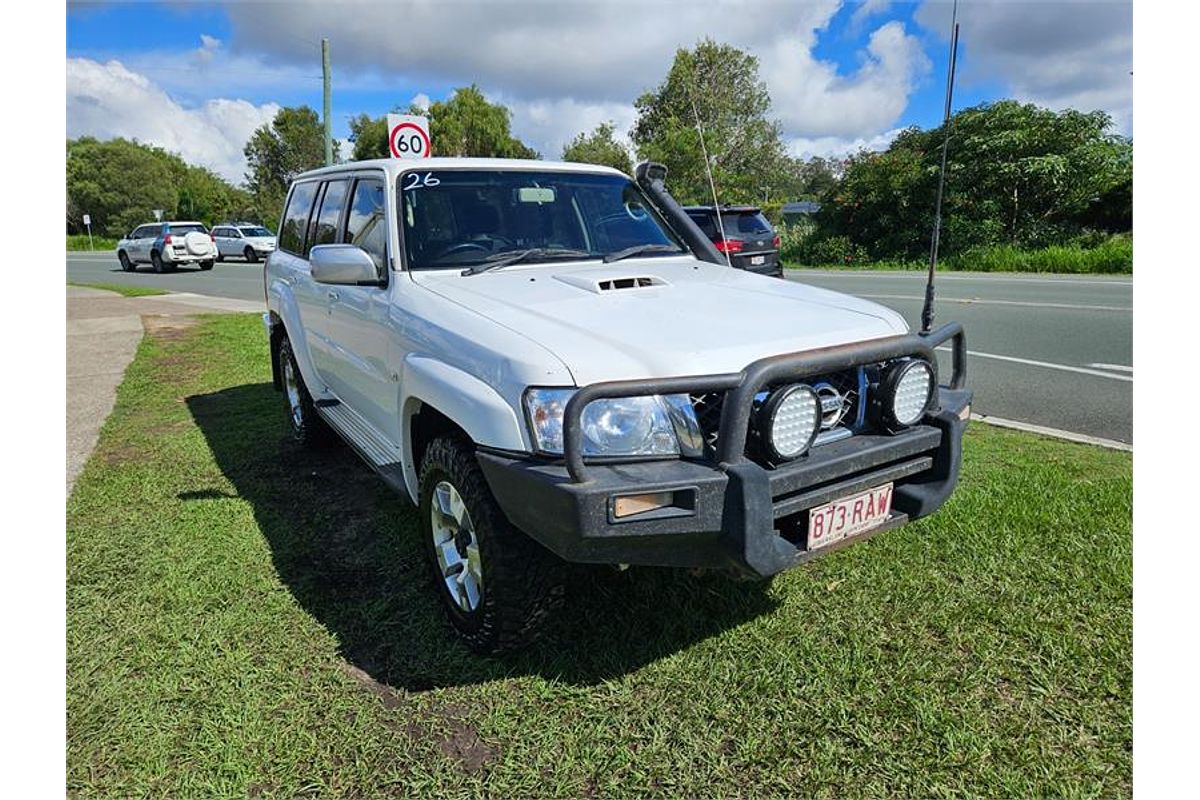 2010 Nissan Patrol ST GU 7