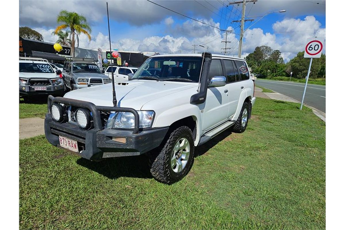 2010 Nissan Patrol ST GU 7