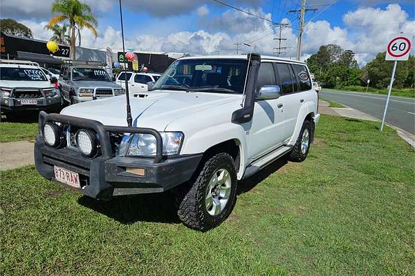 2010 Nissan Patrol ST GU 7