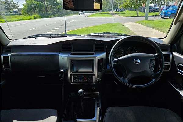 2010 Nissan Patrol ST GU 7