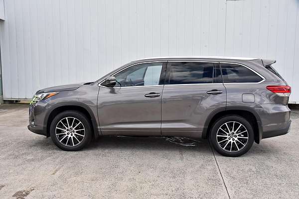 2017 Toyota Kluger Grande GSU50R