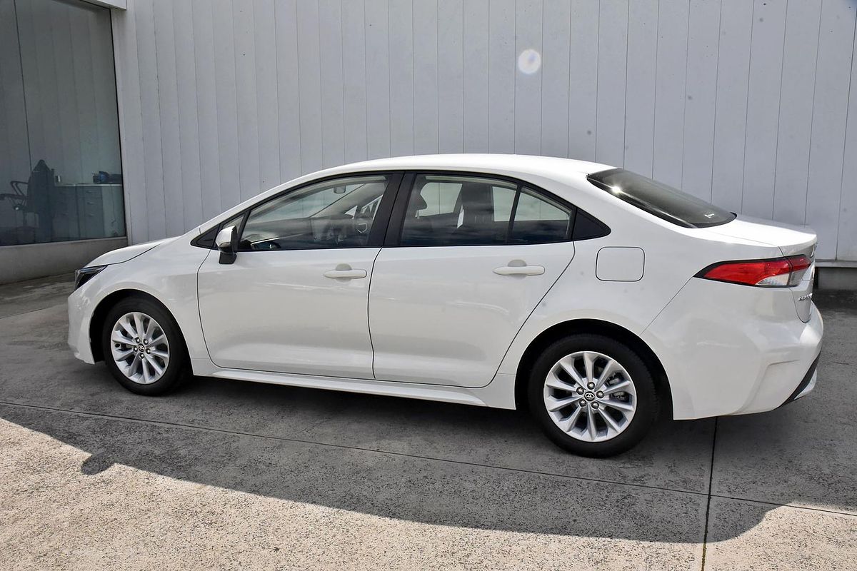 2020 Toyota Corolla Ascent Sport MZEA12R