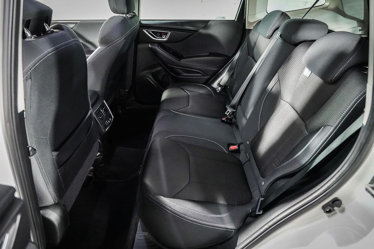 2023 Subaru Forester 2.5i S5