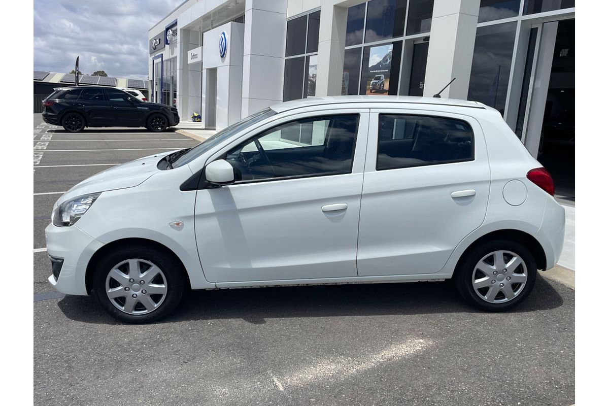 2016 Mitsubishi Mirage ES LA