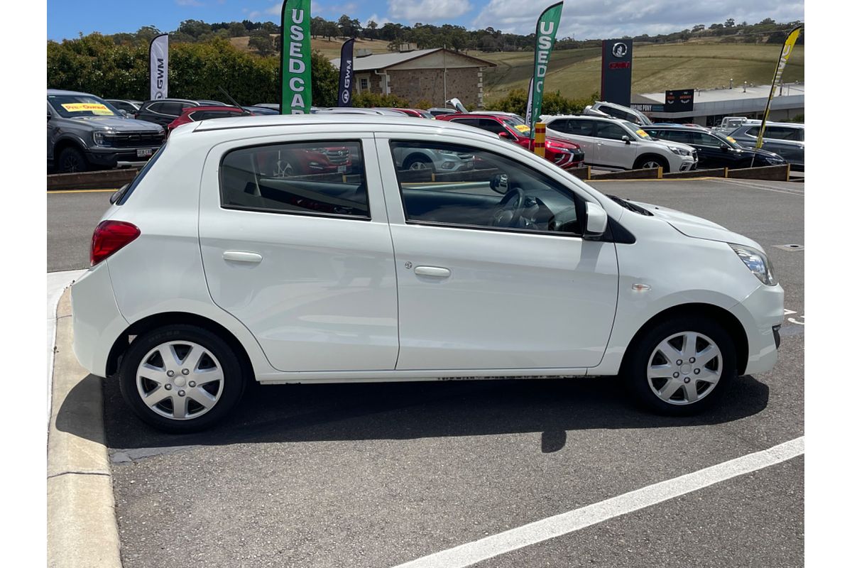 2016 Mitsubishi Mirage ES LA