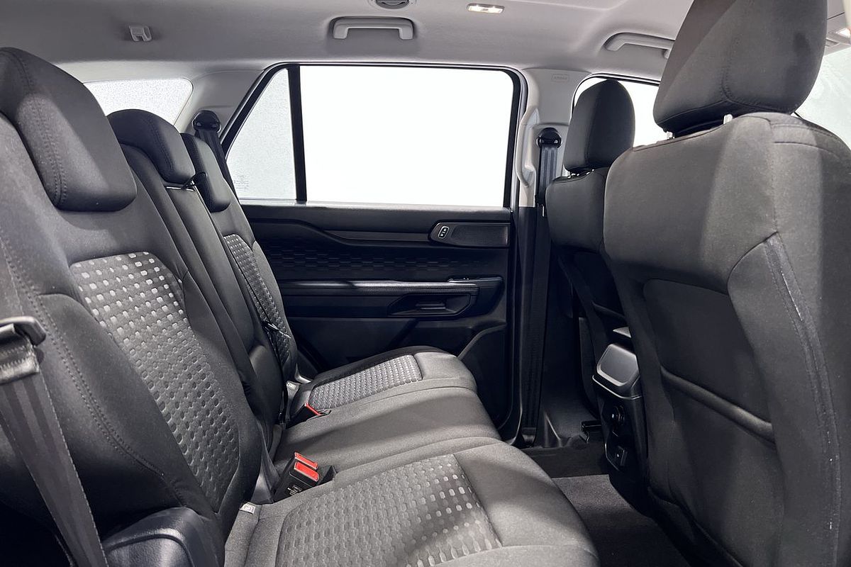 2024 Ford Everest Ambiente