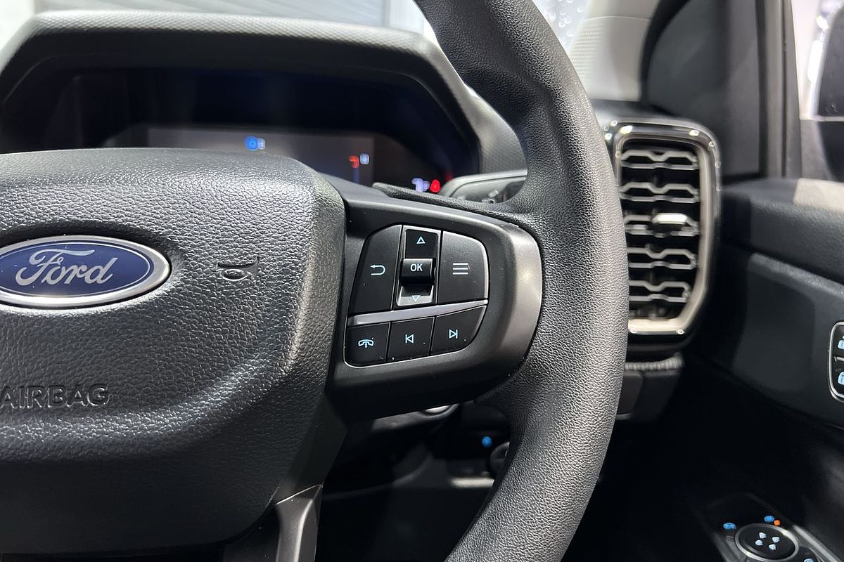 2024 Ford Everest Ambiente