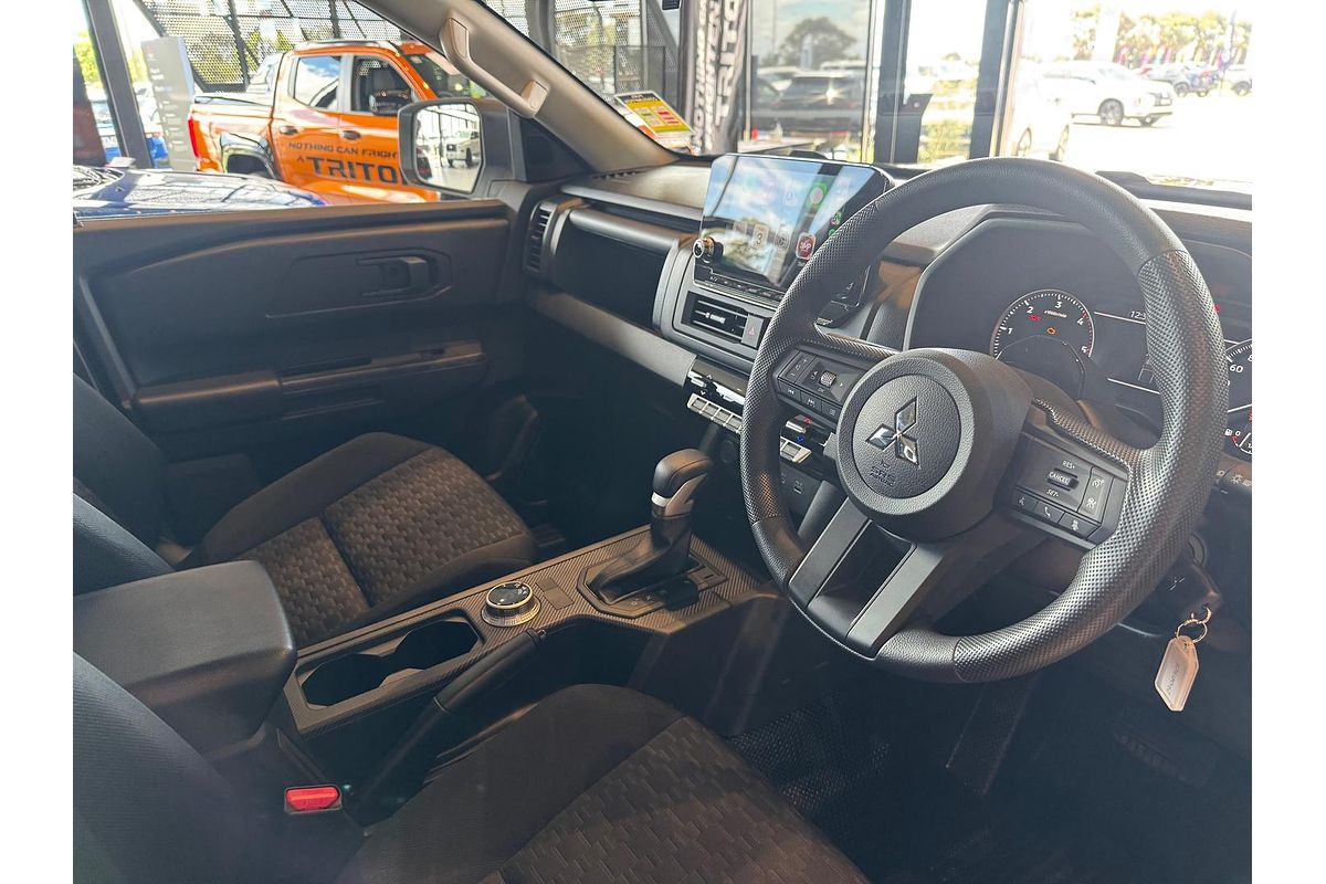 2024 Mitsubishi Triton GLX MV 4X4