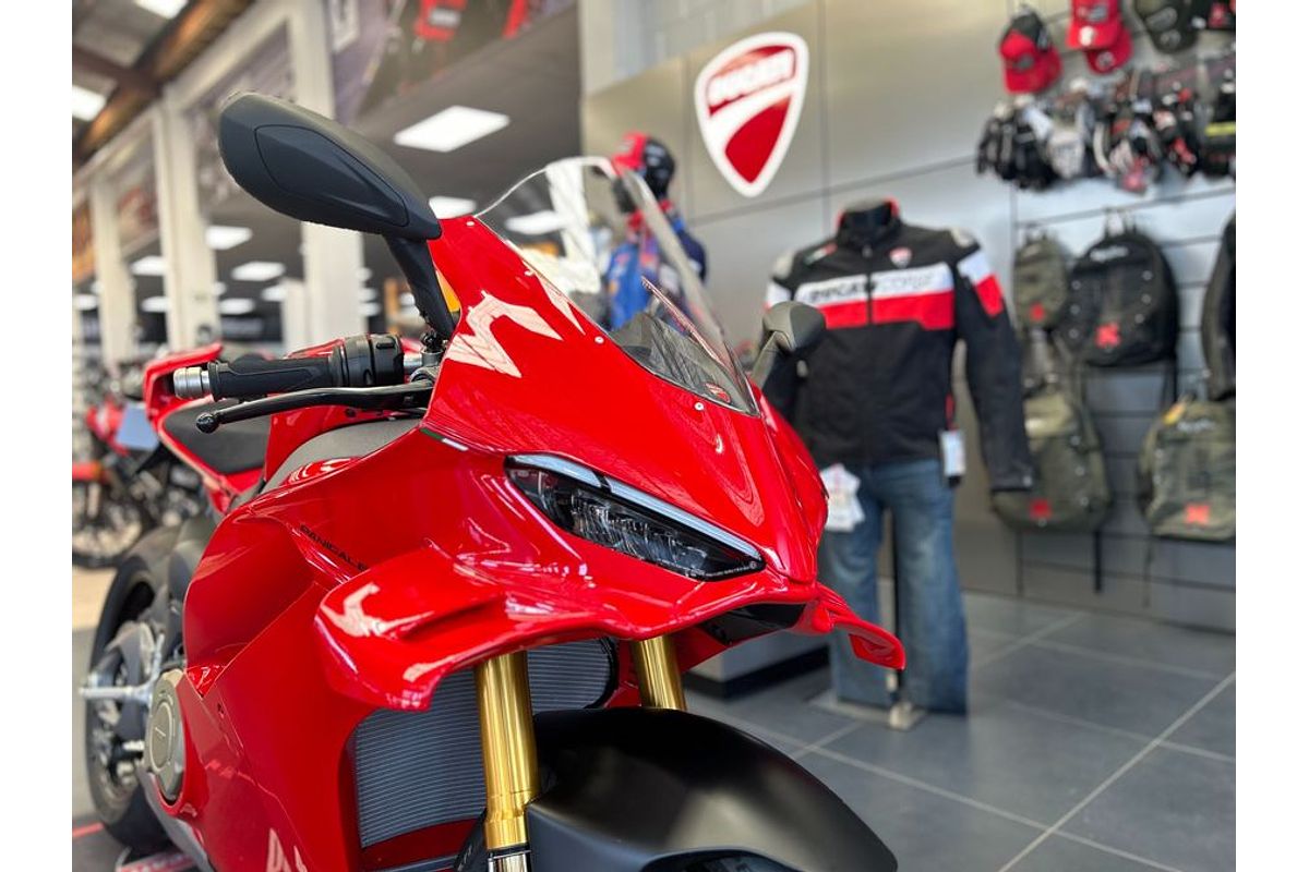 2025 Ducati PANIGALE V4S