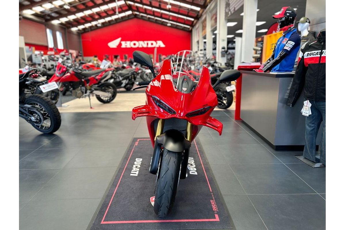 2025 Ducati PANIGALE V4S