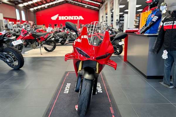 2025 Ducati PANIGALE V4S