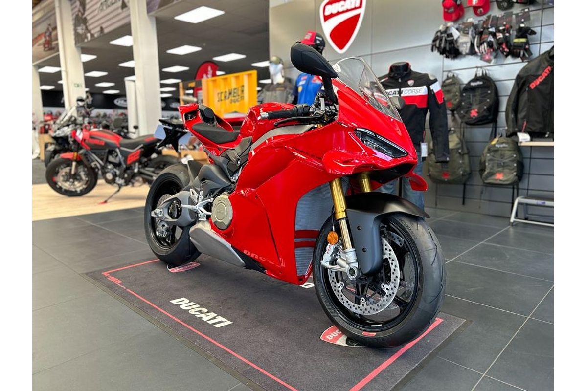 2025 Ducati PANIGALE V4S